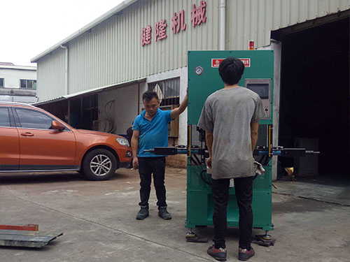 生產(chǎn)車(chē)間